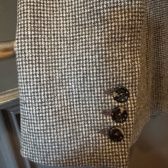 Mango Wool-Blend Gray Checkered Anna Blazer - Picture 7 of 7